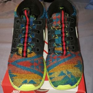 Nike Roshe run winter boot 5.5y Pendleton